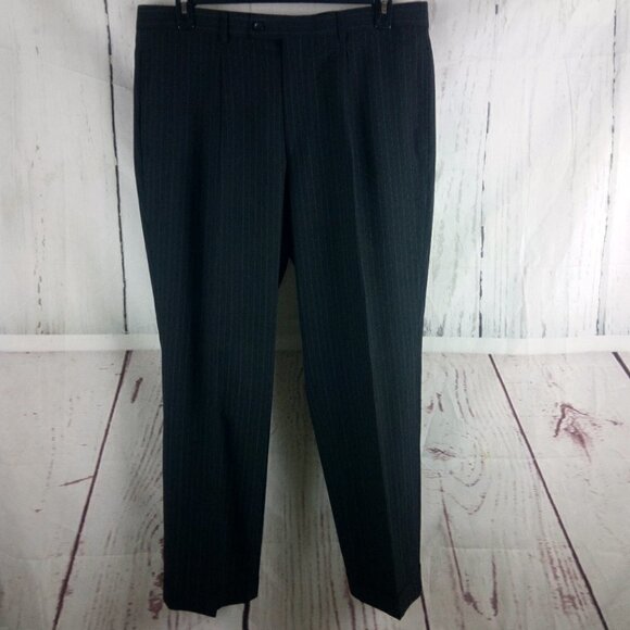 JF. J.Ferrar Modern Fit 46R 3 Button Charcoal Striped 2pc Suit - Picture 13 of 16